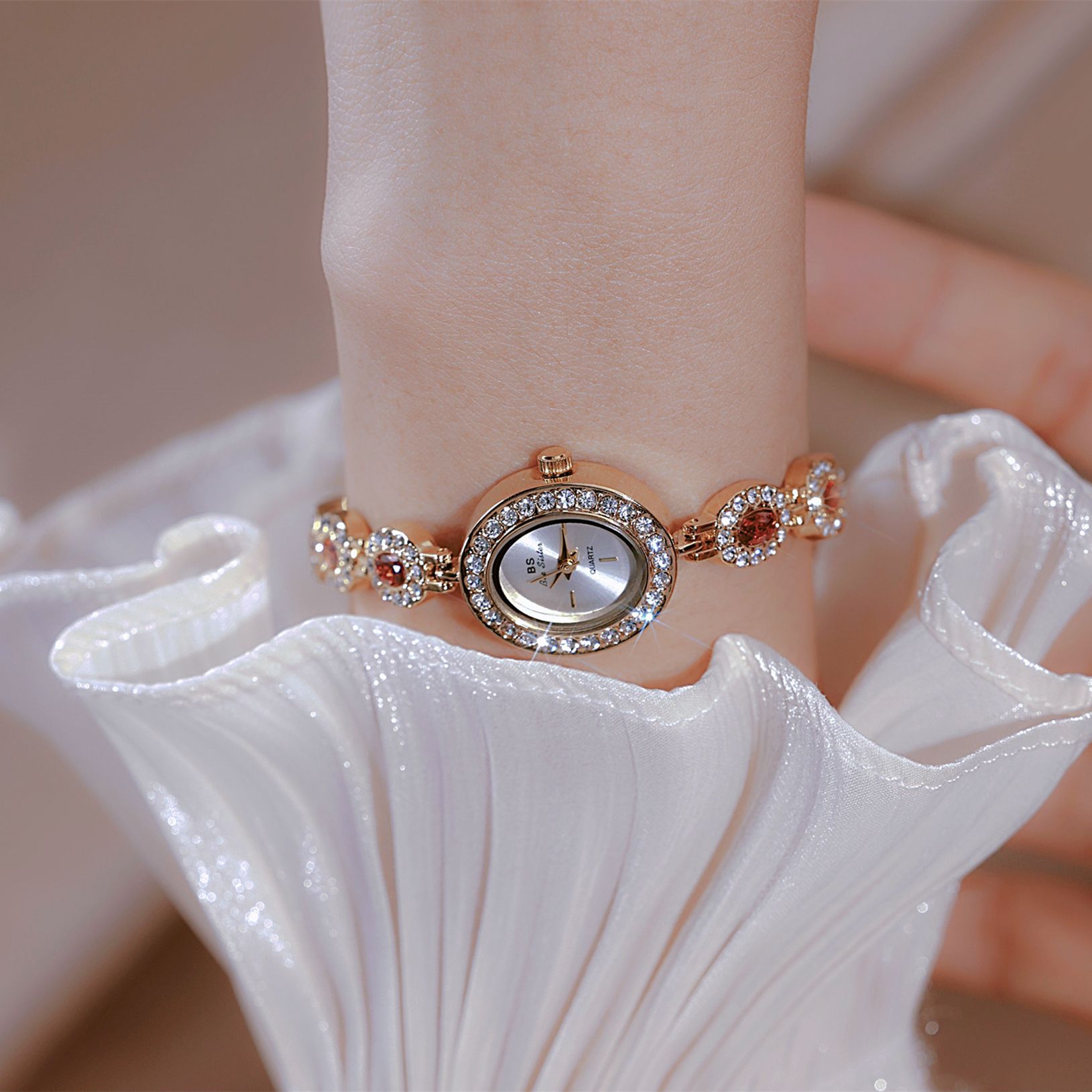 UTHAI New Women Chain Watch Li - огляд і ціна Minimalist Thin Watch